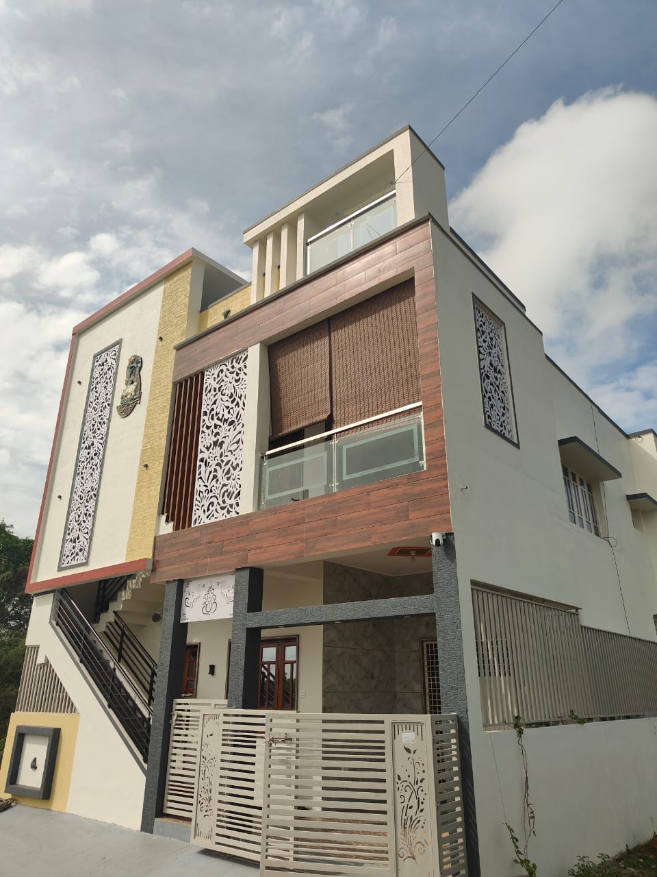 Gallery 38
